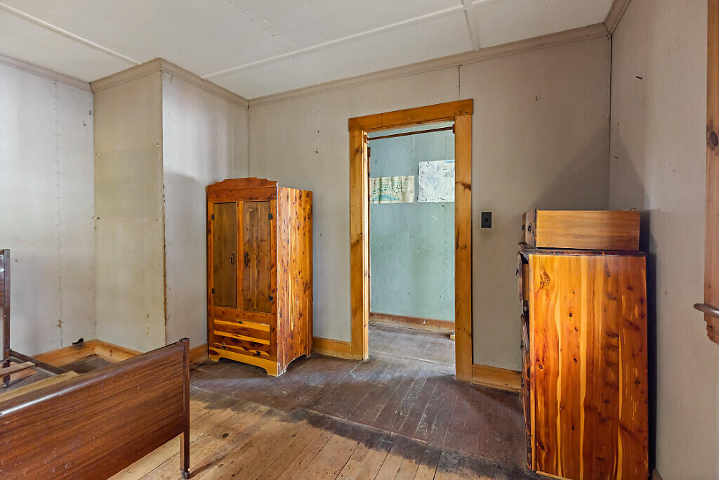 37 33rd Fire Road China ME 04358