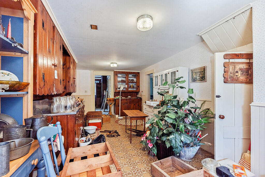 37 33rd Fire Road China ME 04358