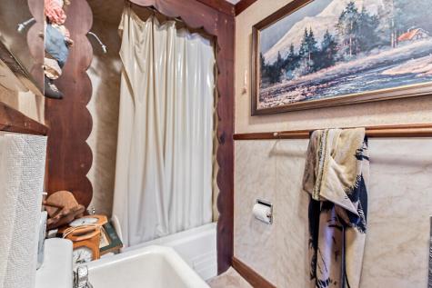 37 33rd Fire Road China ME 04358