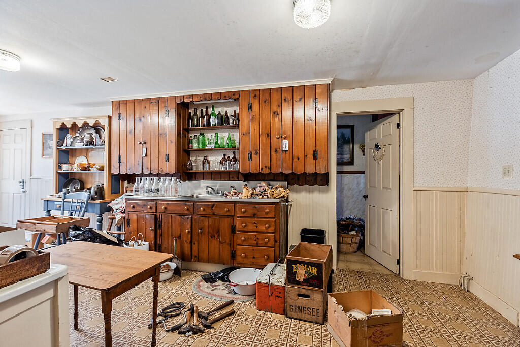 37 33rd Fire Road China ME 04358