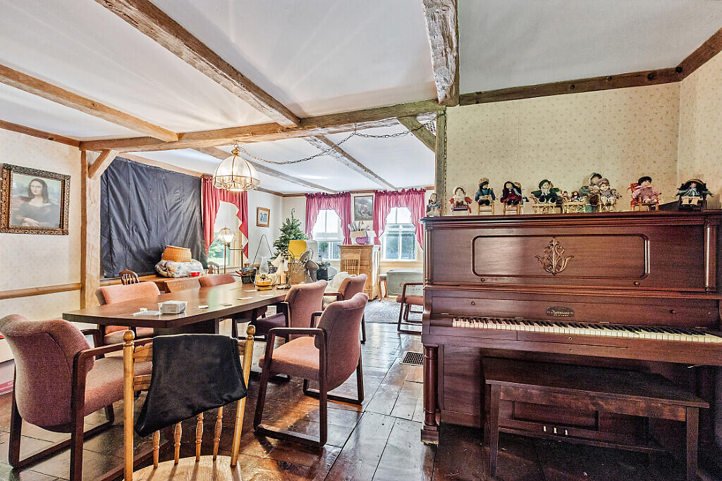 37 33rd Fire Road China ME 04358