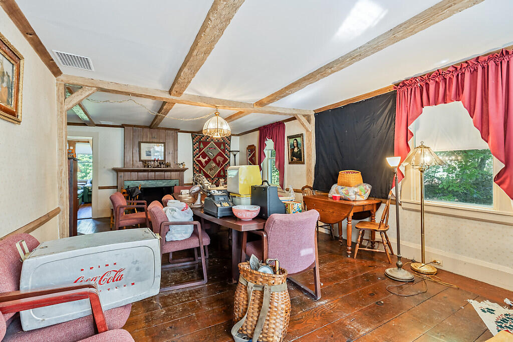 37 33rd Fire Road China ME 04358