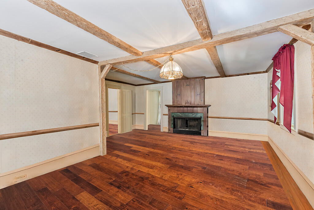 37 33rd Fire Road China ME 04358