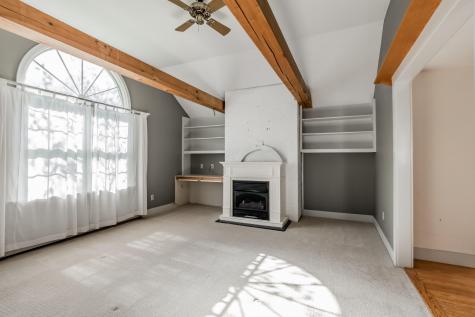 224 Middle Road Falmouth ME 04105