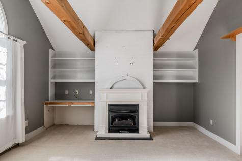 224 Middle Road Falmouth ME 04105