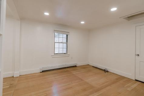 224 Middle Road Falmouth ME 04105