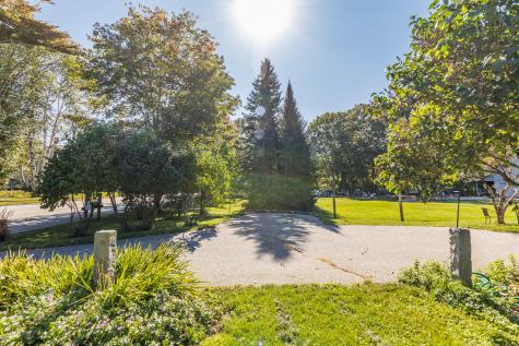224 Middle Road Falmouth ME 04105
