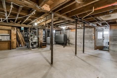 224 Middle Road Falmouth ME 04105