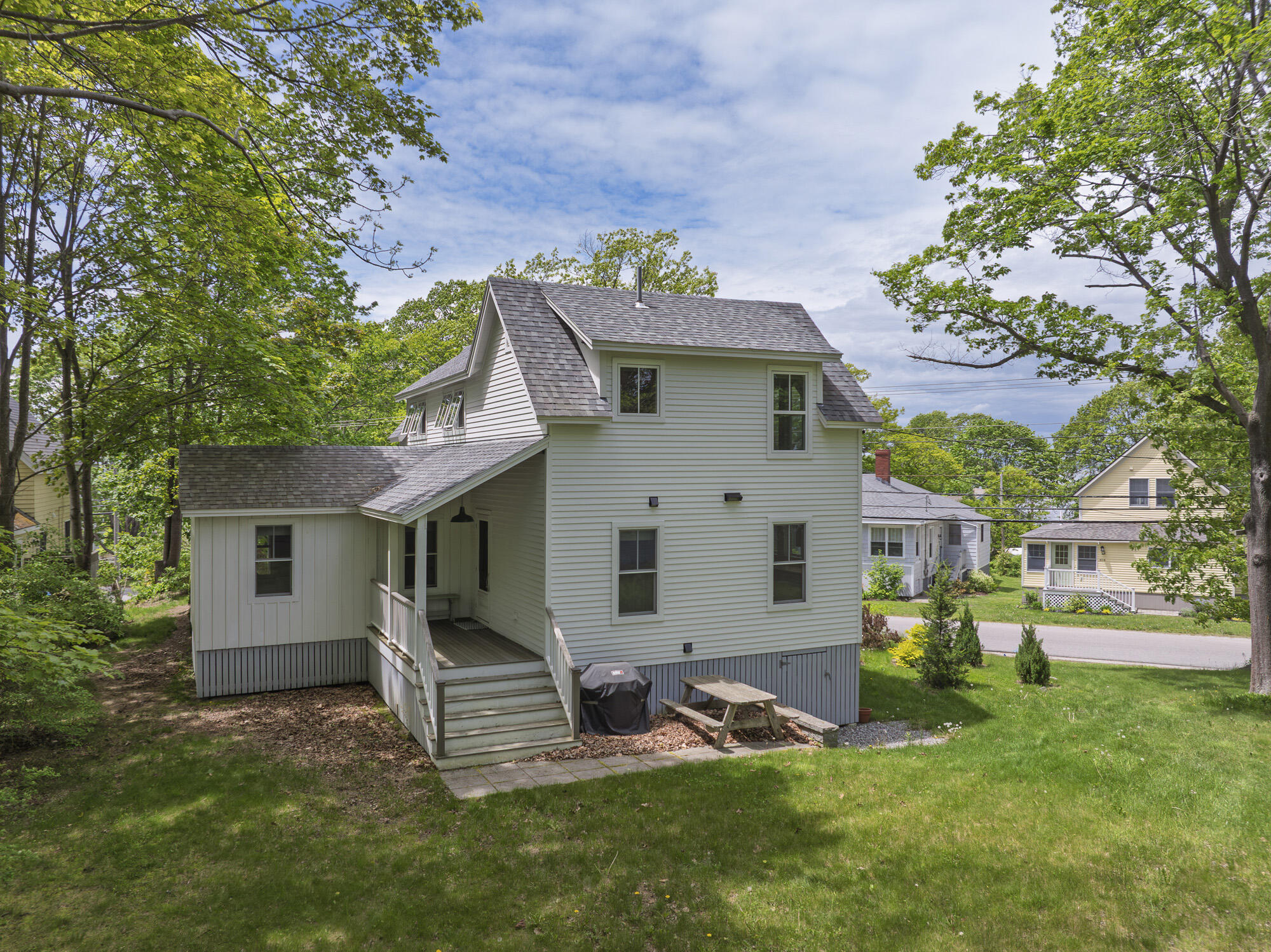 397 Island Avenue Portland ME 04108