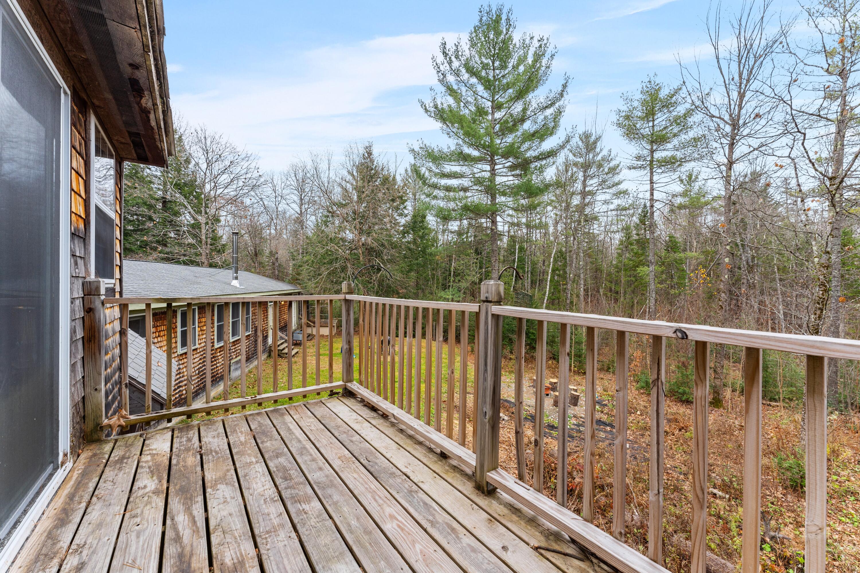 10 Lawrence Drive Norridgewock ME 04957