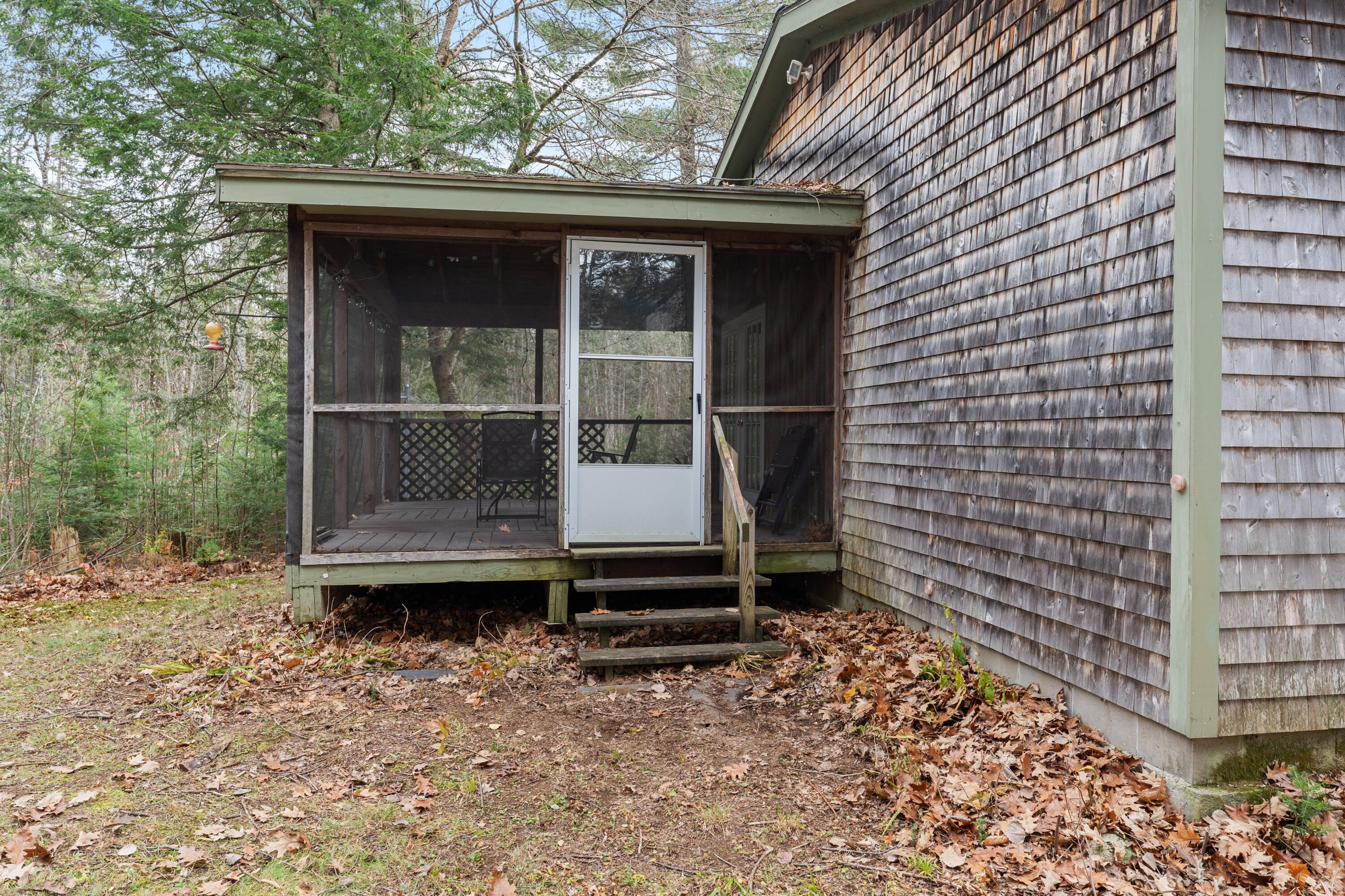 10 Lawrence Drive Norridgewock ME 04957