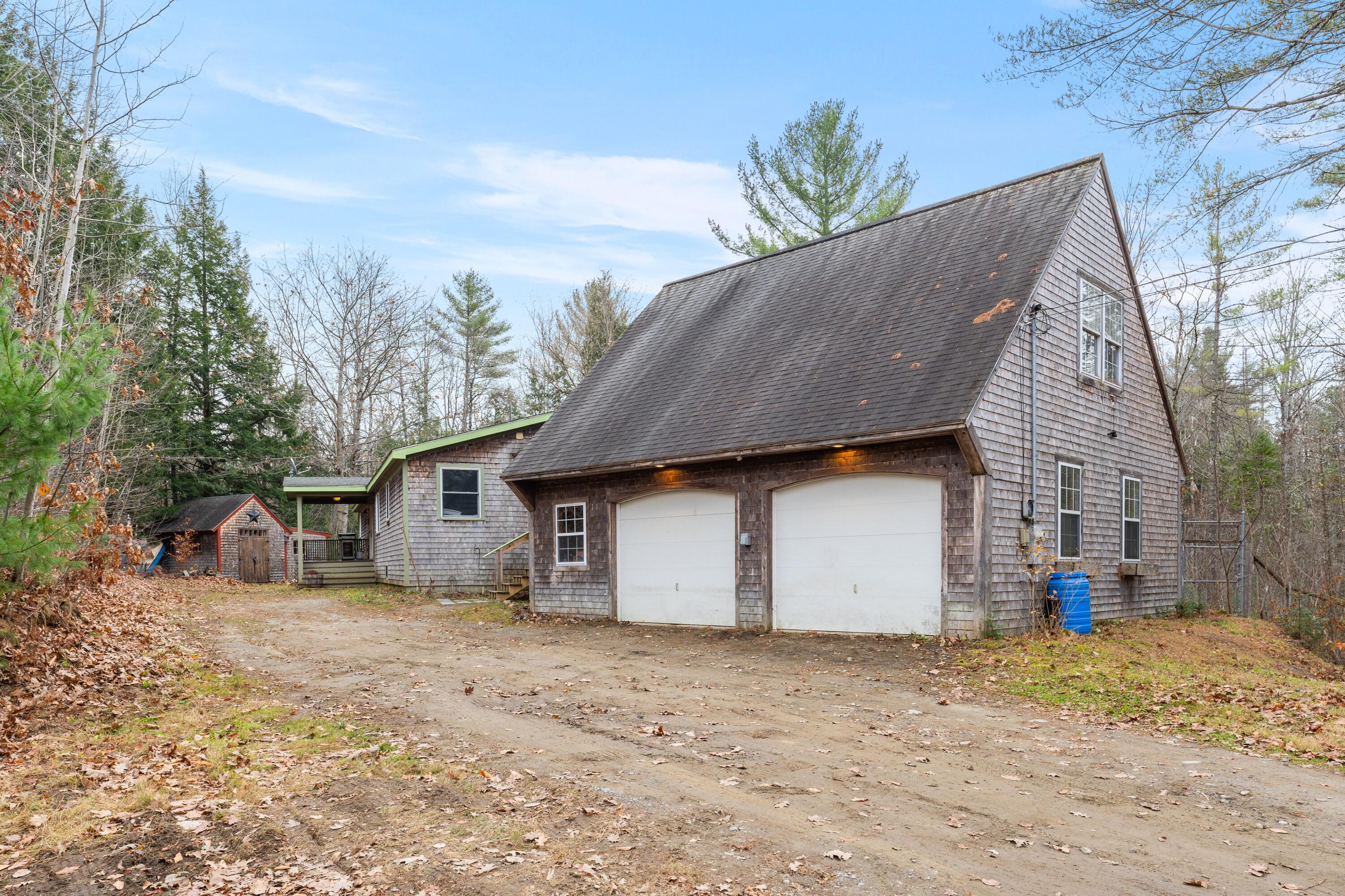 10 Lawrence Drive Norridgewock ME 04957