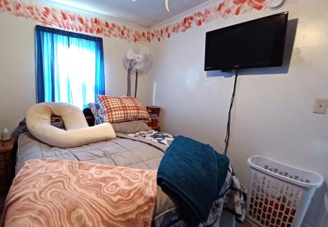 36 Royal Street Winthrop ME 04364
