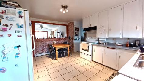 36 Royal Street Winthrop ME 04364
