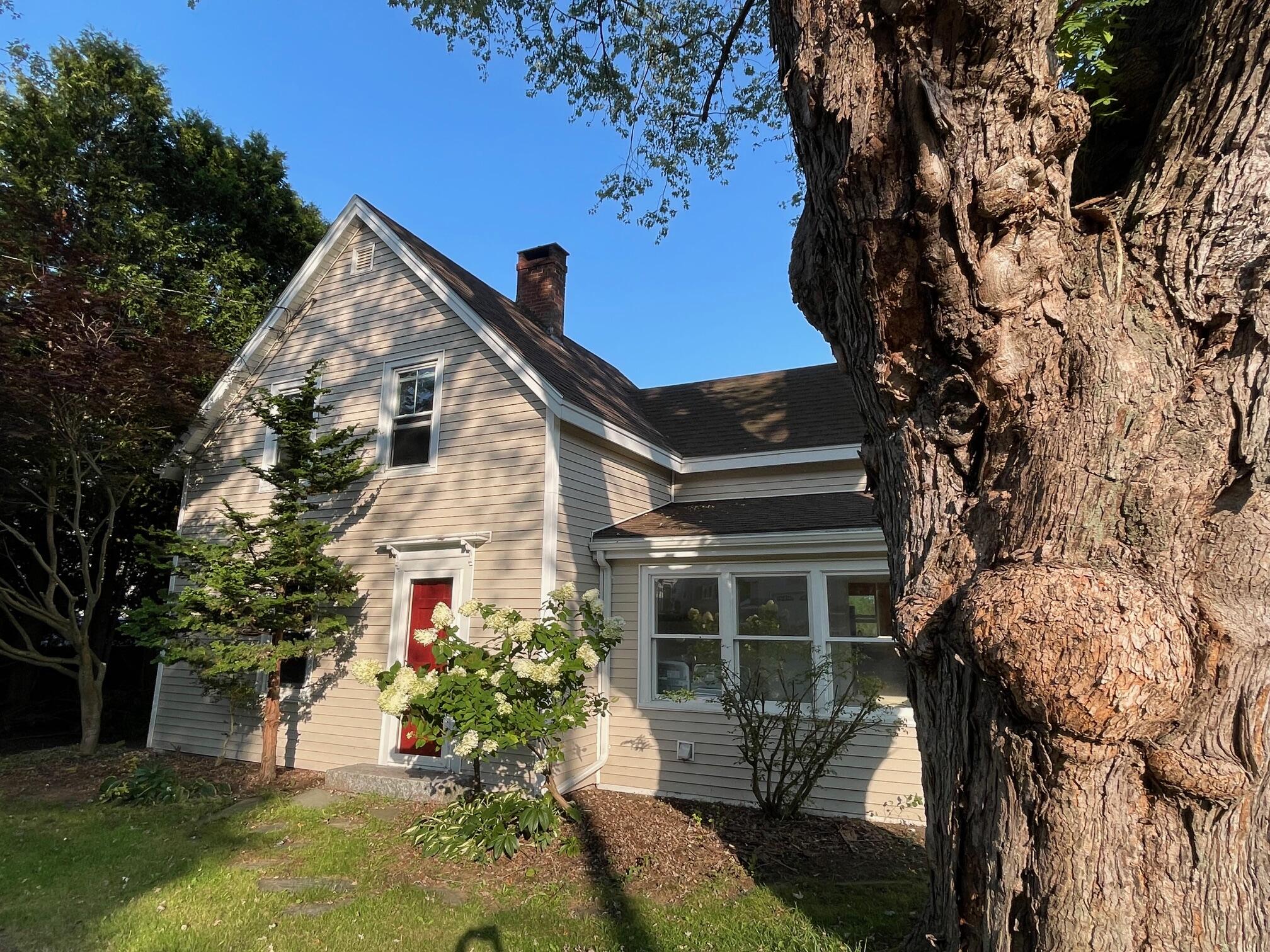 65 Oliver Street Rockland ME 04841