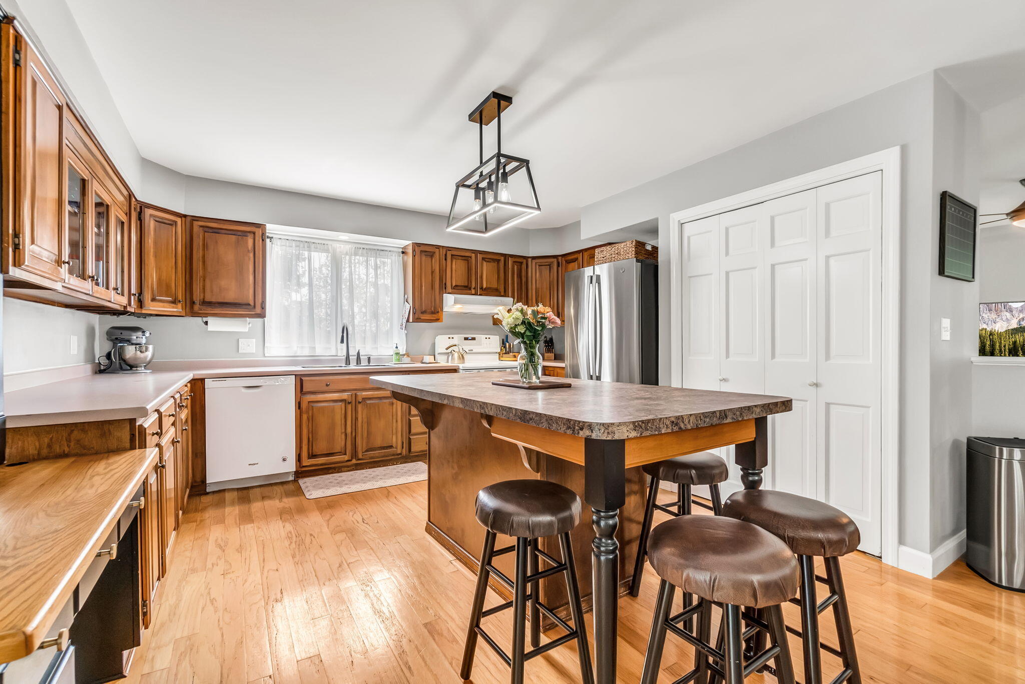 37 Sherbrooke Avenue Lewiston ME 04240