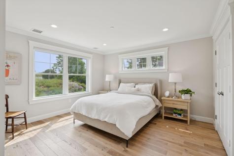 25 Benjamin Way Portland ME 04102