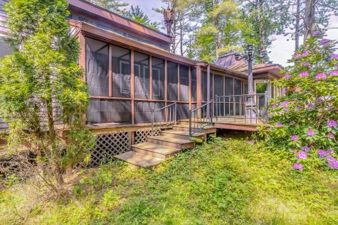 31 Herrick Road Belfast ME 04915