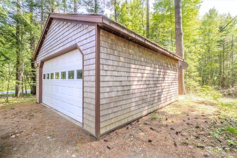 31 Herrick Road Belfast ME 04915