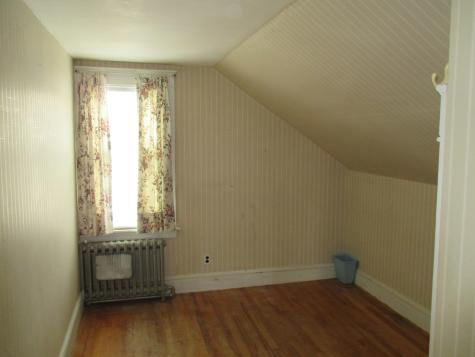 14 Stewart Street Lewiston ME 04240