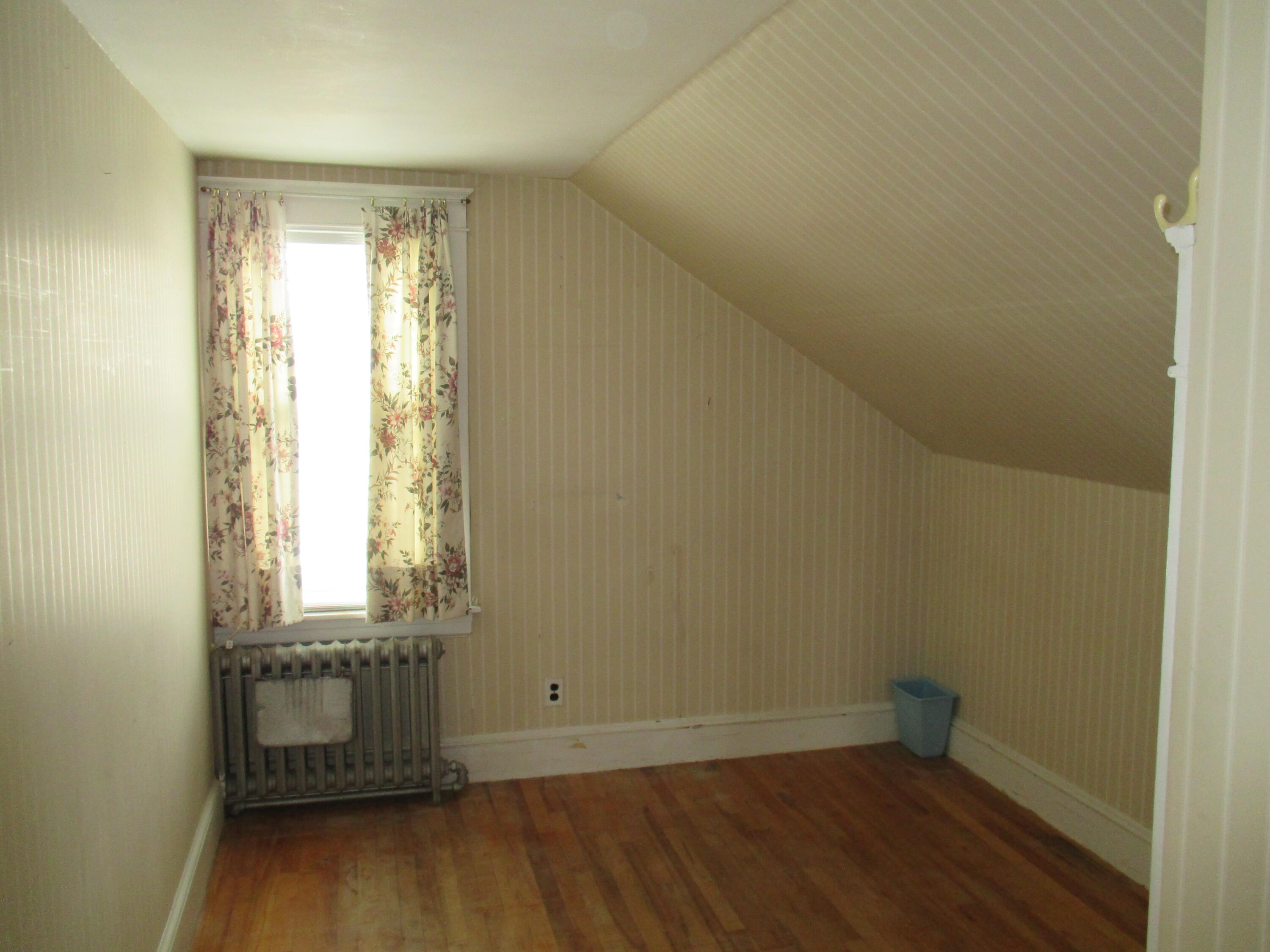 14 Stewart Street Lewiston ME 04240