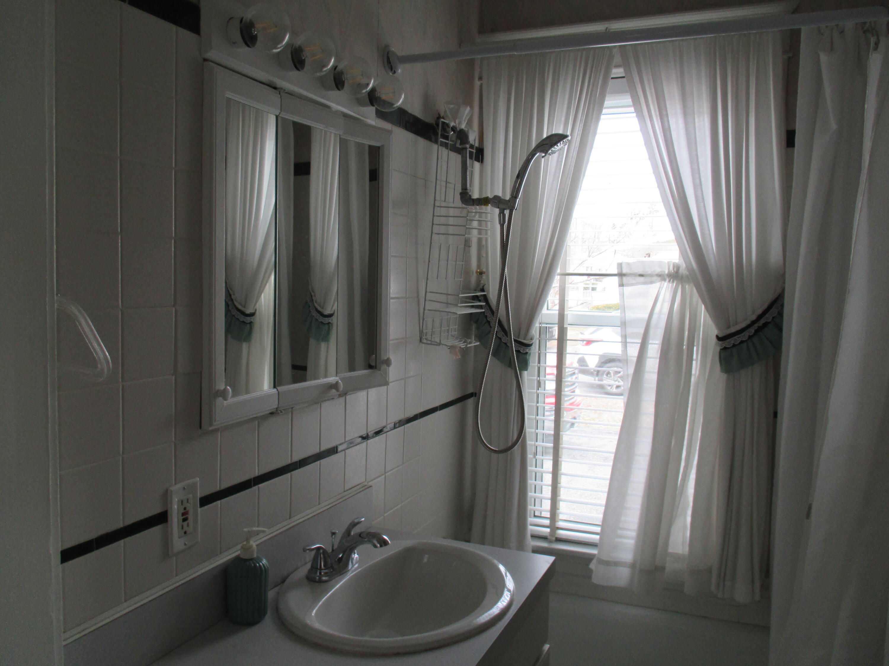 14 Stewart Street Lewiston ME 04240