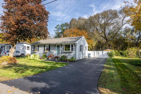 24 Cleveland Street Saco ME 04072