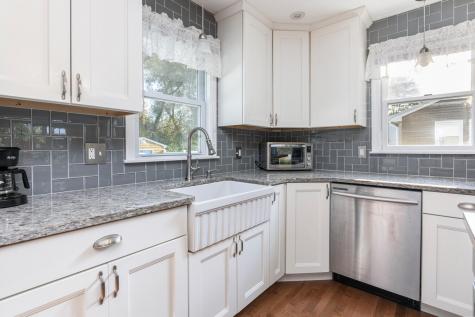 24 Cleveland Street Saco ME 04072