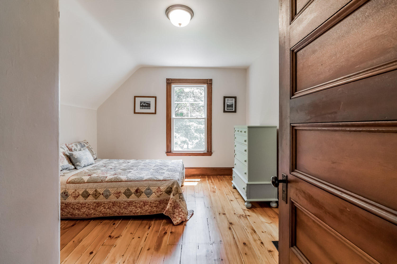 24 Belknap Street Portland ME 04103