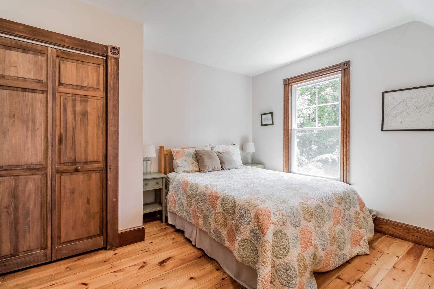 24 Belknap Street Portland ME 04103