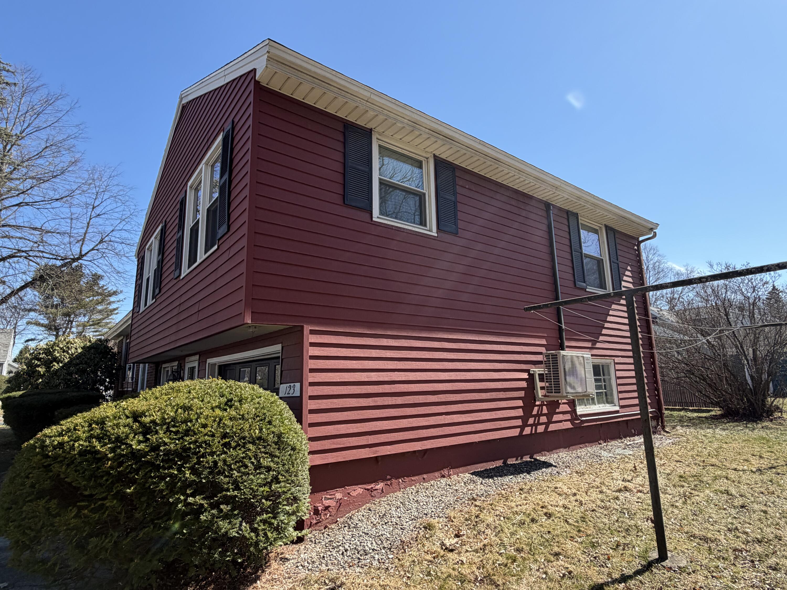 123 Fifteenth Street Bangor ME 04401