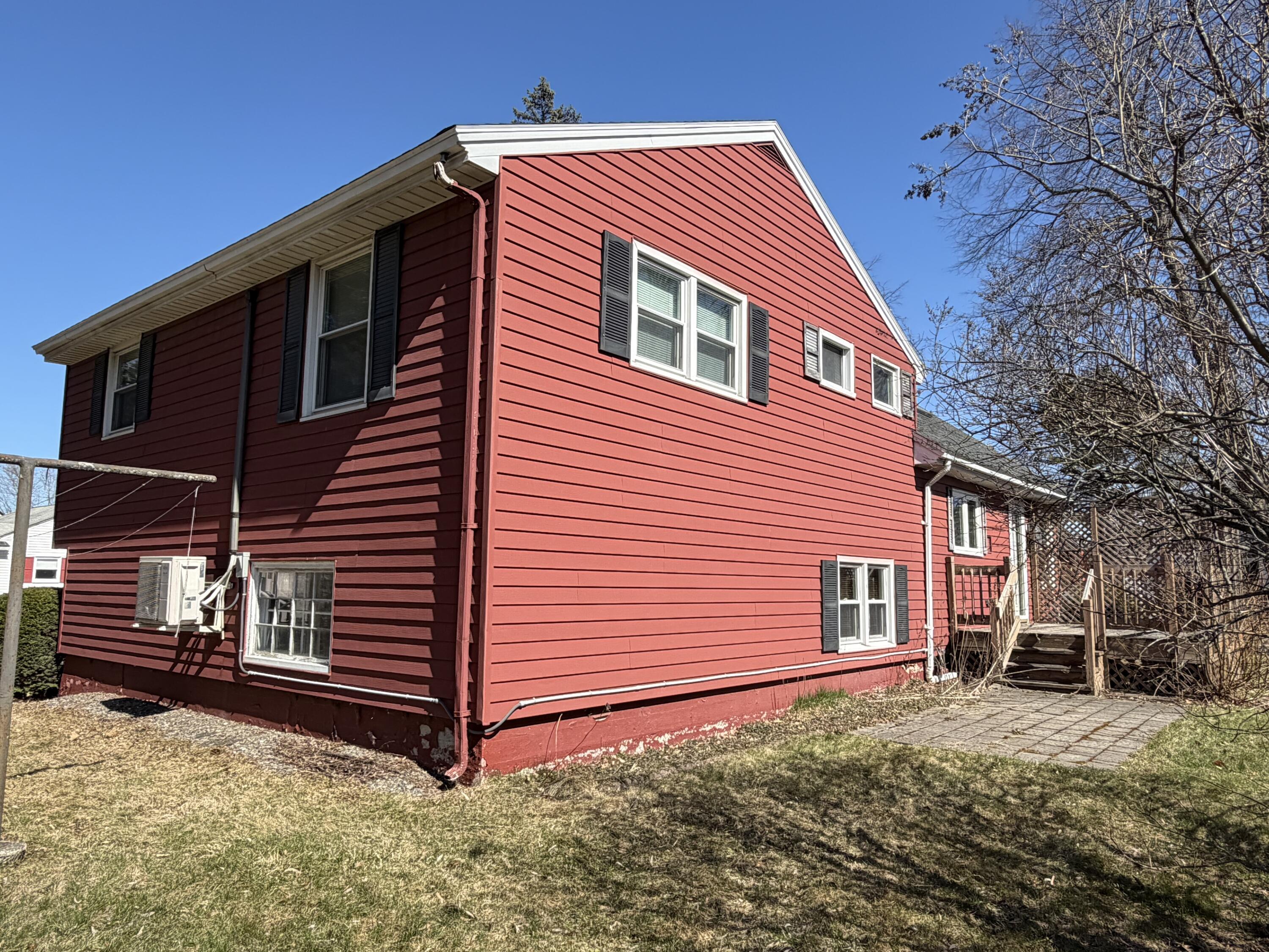 123 Fifteenth Street Bangor ME 04401