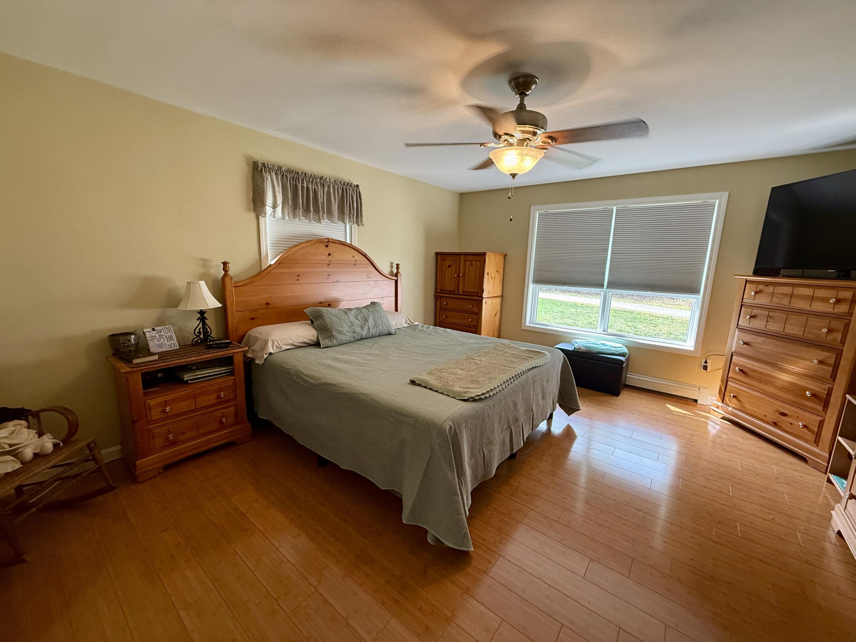45 Oakview Lane Enfield ME 04493