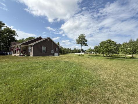 45 Oakview Lane Enfield ME 04493