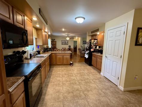 45 Oakview Lane Enfield ME 04493