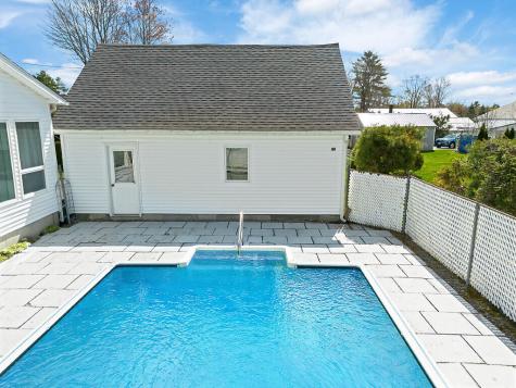 22 Mayflower Road Augusta ME 04330