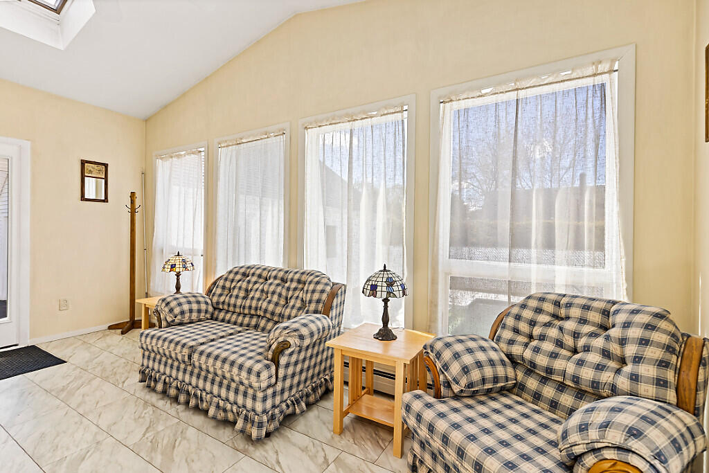 22 Mayflower Road Augusta ME 04330