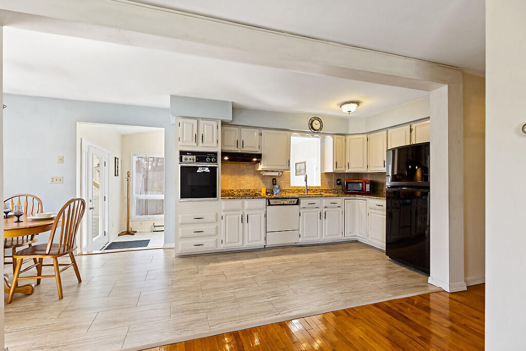 22 Mayflower Road Augusta ME 04330