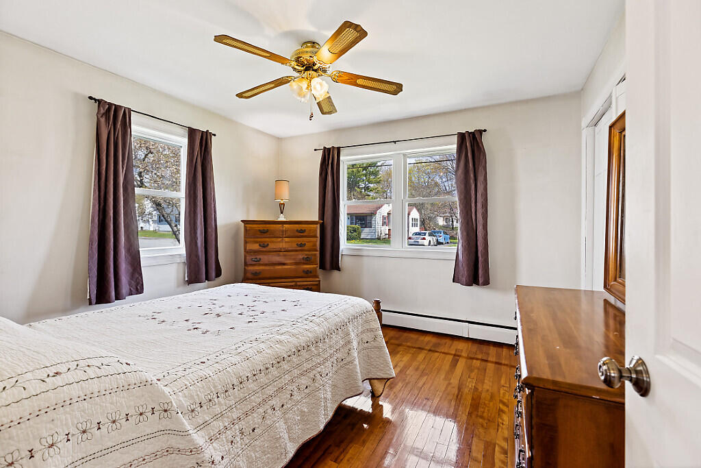 22 Mayflower Road Augusta ME 04330
