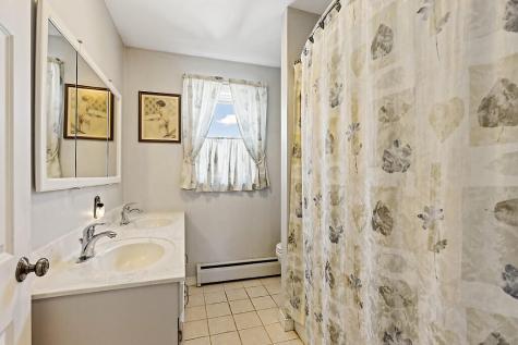 22 Mayflower Road Augusta ME 04330