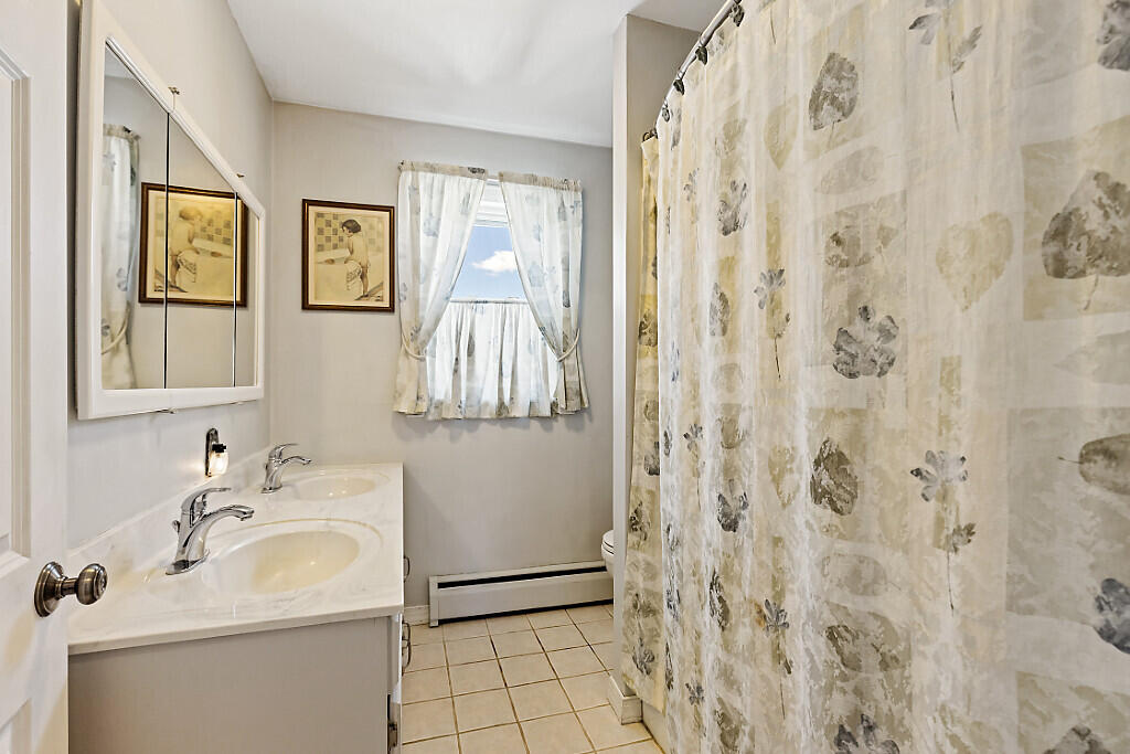 22 Mayflower Road Augusta ME 04330