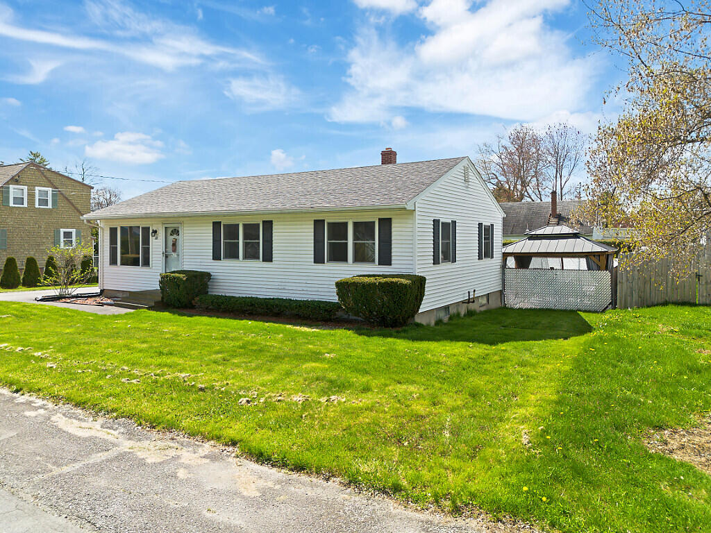 22 Mayflower Road Augusta ME 04330