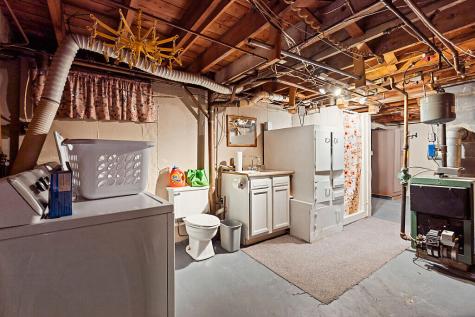 22 Mayflower Road Augusta ME 04330