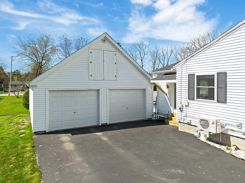 22 Mayflower Road Augusta ME 04330