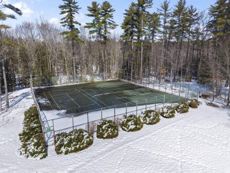 7 Casselton Road Raymond ME 04071