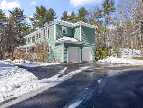 7 Casselton Road Raymond ME 04071