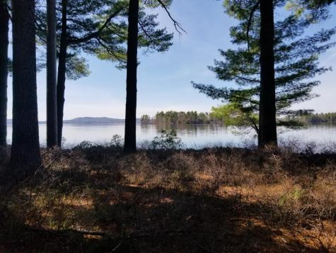 7 Casselton Road Raymond ME 04071