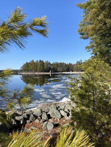 7 Casselton Road Raymond ME 04071