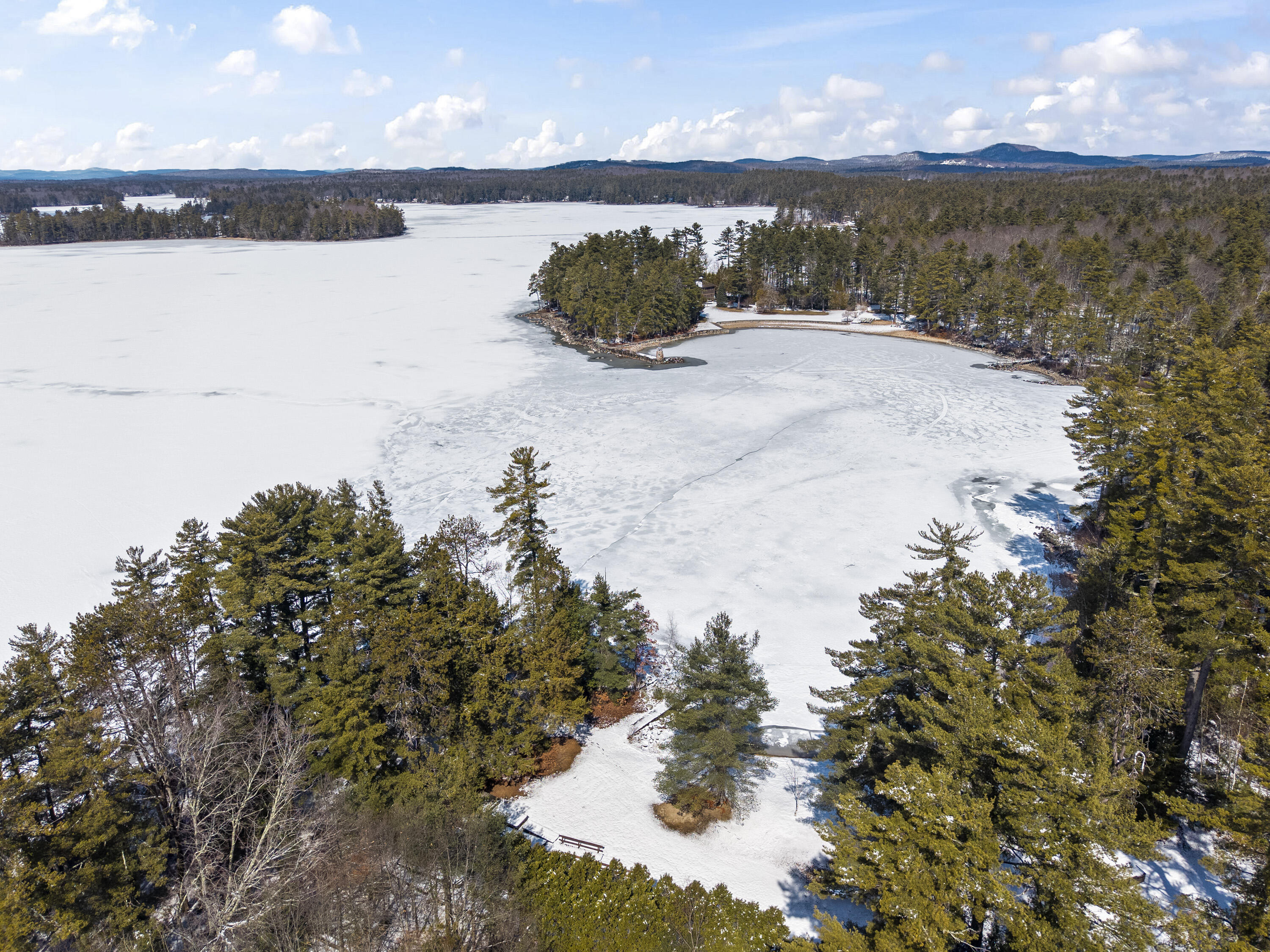7 Casselton Road Raymond ME 04071