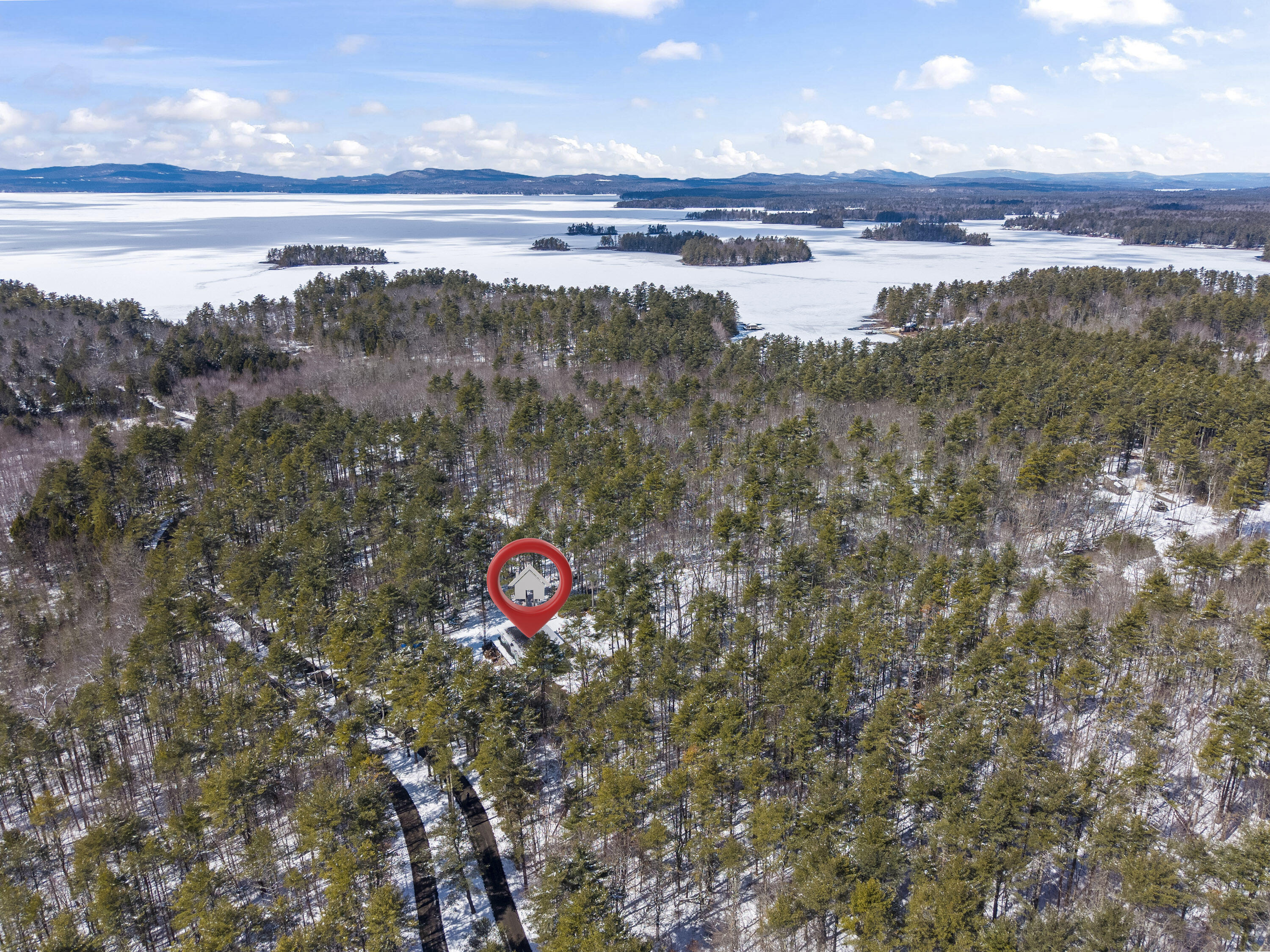 7 Casselton Road Raymond ME 04071